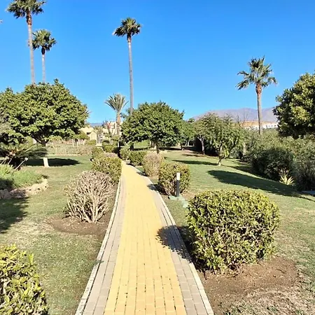 Superb 2 Beds Del Sol Апартаменты