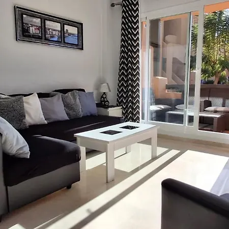 Superb 2 Beds Del Sol